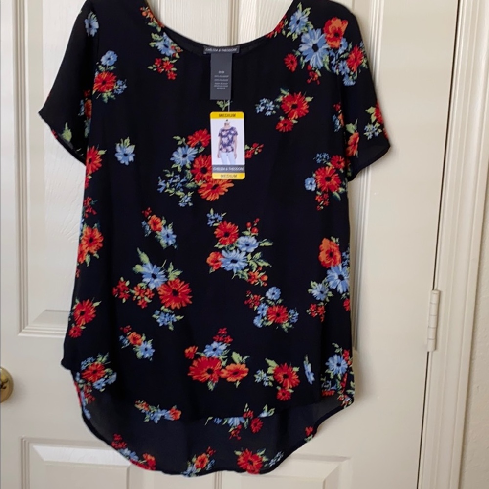 BNWT CHELSEA & THEODORE high low print top SIZE #M